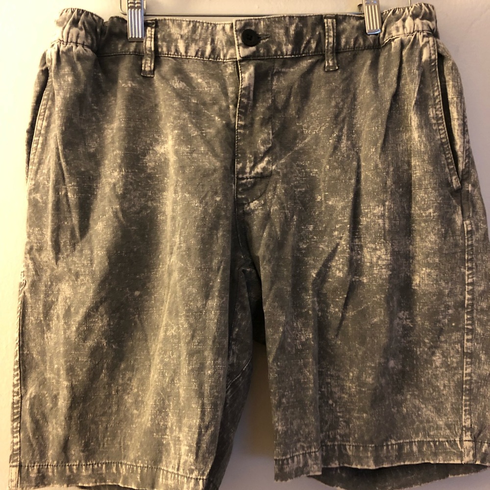 RVCA acid wash draw string shorts size 33